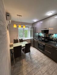 Продажа двох кімнатної квартири по вулиці Половецька, 16а (Татарка) Шевченківський район. фото 1 Продажа двох кімнатної квартири по вулиці Половецька, 16а (Татарка) Шевченківський район. фото 1