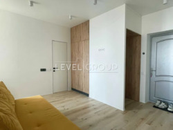 ������� �������� � �� '̳��� ����', �������������, ���� 4