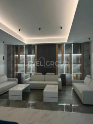 ������ �������� � �� Edelweiss House ���������� �������� ����� ���������� ��� ���� 12