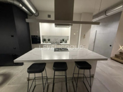 2������� �������� (200�2) � �� ����������� ����� ���� 12