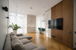 ������ 3-������� �������� | ������� | �� Park Stone ���� 1