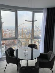   66.     Smart Plaza Obolon.  10
