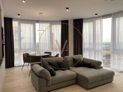   66.     Smart Plaza Obolon.  1