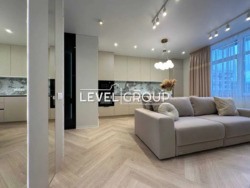 Продається чудова 2 к кімнатна велика квартира в ЖК Варшавський 2 фото 1 Продається чудова 2 к кімнатна велика квартира в ЖК Варшавський 2 фото 1