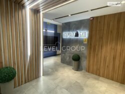 ������ 3-� �������� � �� ������ 8 ���� 12