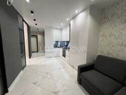    One House     6