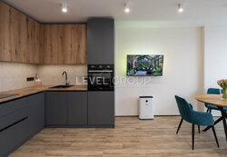 1кім. квартира після першокласного ремонту, Київ, Новобіличі, вул. Олега Мудрака (Генерала Наумова), 1Б фото 2 1кім. квартира після першокласного ремонту, Київ, Новобіличі, вул. Олега Мудрака (Генерала Наумова), 1Б фото 2