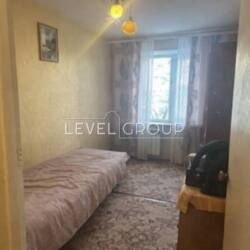 ������ 3-������� �������� 64.5 �2 ���. ����� ����� ����, 28� ������� 5 ��.. ���� 3