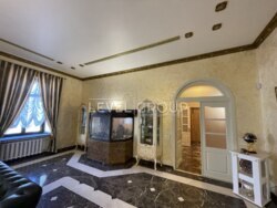 VIP-: 200²   .  4.     .  4