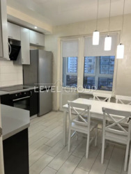 ������ 1-��. �������� � ��������, �� ���������� ���. ����� ������, 7, ��������, ������� ���� 13