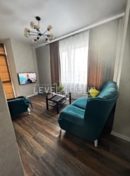  2-   Smart Plaza Obolon .   21/19    5