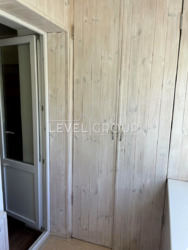 ������ 1-������� �������� ���. ��������, 21 (10�15 �� ���� �� ����� ���������) ���� 4