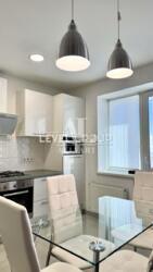 ������ �������� ��������� �������� � ������ �������� �������� �� ������� �� 9 � 10 ������ � ������� ������, ���������� �-�, �. ���������� ��������� �� ���. �������� 5-� (����� �����������) ���� 3