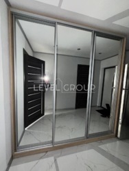 ������ 1 ��. �������� � �� 4U � ��������, 40�2 ���� 14