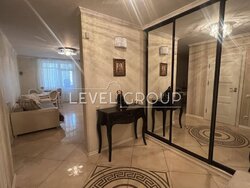 Продаж 2-кімнатної квартири по вул. Ірпінській фото 4 Продаж 2-кімнатної квартири по вул. Ірпінській фото 4