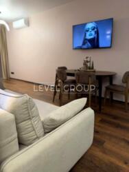 1     White Lines  6