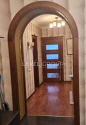 ������ 3-������� �������� 105�2 � �������� � ���������� 2009 ���� ���� 4