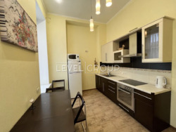 ����������� �� ������� �������� 3-������� �������� � ������ ����� ���� ���� 9