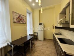 ����������� �� ������� �������� 3-������� �������� � ������ ����� ���� ���� 10