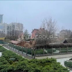   (3762)   Renaissance Residence (. 9)  8