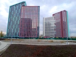  3 95.    Dibrova Park .ϳ- 10  1