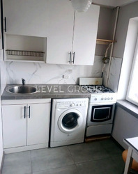 ����������� �� ������� �������� 3-������� �������� � ������ � ��������������� ������� �������. ���� 1