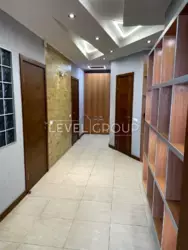  2-    ,  1900$/2,   .  4