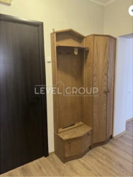 ������ 2-������� ��������, ��������, �-� ��� �������, 36/10. ���� 9