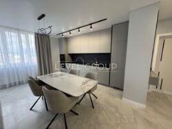 Продаж 2 кімнатної квартири ЖК Варшавський 2 фото 12 Продаж 2 кімнатної квартири ЖК Варшавський 2 фото 12