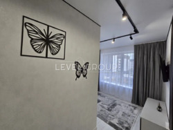 Стильна Студія 26 м² у ЖК «Молодість» фото 3 Стильна Студія 26 м² у ЖК «Молодість» фото 3