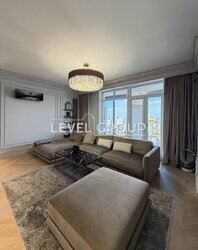 ����������� ����������� ������������ �������� ������ 120,4 �² �� 15 ������ � 17 � ����������� ������� �� ���. ѳ����� ��������, 44-�. ���� 13