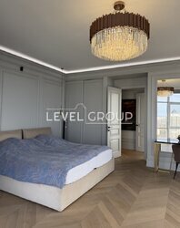 ����������� ����������� ������������ �������� ������ 120,4 �² �� 15 ������ � 17 � ����������� ������� �� ���. ѳ����� ��������, 44-�. ���� 14