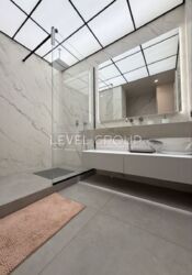 ������ 3-� ��,����� ����, �� New York Concept house ���� 18