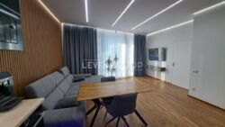   2 .    Taryan Towers  4