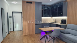   2 .    Taryan Towers  1