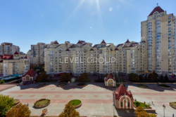 Продам 3к квартиру. 151 м2 проспект героїв Сталінграда 24а (Івасюка) фото 12 Продам 3к квартиру. 151 м2 проспект героїв Сталінграда 24а (Івасюка) фото 12