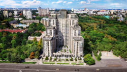   2   96 2 ()   Crystal Park Tower 1   1