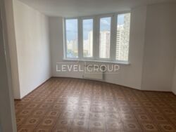 Продаж 3-кімнатної квартири на Дніпровській Набережній фото 1 Продаж 3-кімнатної квартири на Дніпровській Набережній фото 1