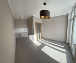  1  422  SKY AVENUE   10