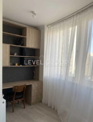 ������ 3-� �������� 107 �2, ���.� .�������� 30, �������, �������� ���������� ����� ���� 12