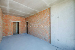  Edelweiss House 2 83,302  72  .  16