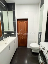 2   RiverStone    11