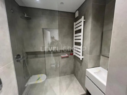  2-    White Lines  6