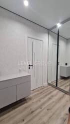 Продам 1 кім. квартиру Варшавський 2 фото 1 Продам 1 кім. квартиру Варшавський 2 фото 1