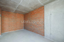 Edelweiss House 1 56,62  72   .  8