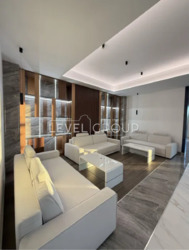 ������ 3-������� �������� � �� Edelweiss �� ���. ����������, 72 ���� 6