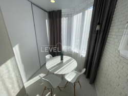 ������ 1-������� �������� � �� ����� ѳ� �� ��������� , �� ������� ���. ������ �����, 19, � ���������� ���������. ���� 7