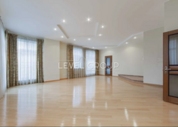 Продаж 4-кімнатної дворівневої квартири на Дарвіна фото 10 Продаж 4-кімнатної дворівневої квартири на Дарвіна фото 10