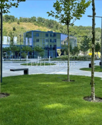 ������ 2-������� �������� � �� Svitlo Park ���� 12