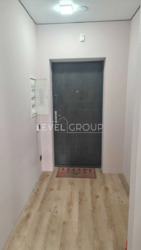  2-    SKY AVENUE  8